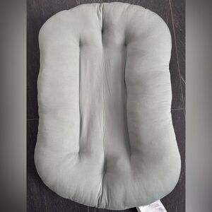 Snuggle Me Organic Infant Lounger